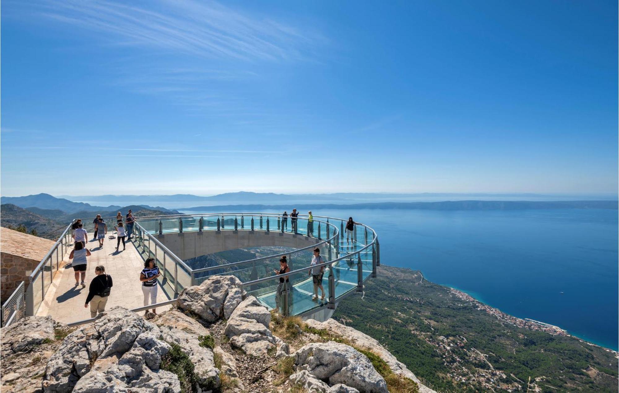 1 Bedroom Beautiful Apartment In Baska Voda Luaran gambar